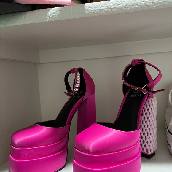 Platform heels - Picture 5 of 6